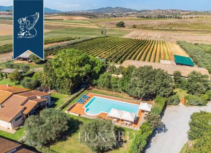 Farm in Orbetello, Italy (price on request)