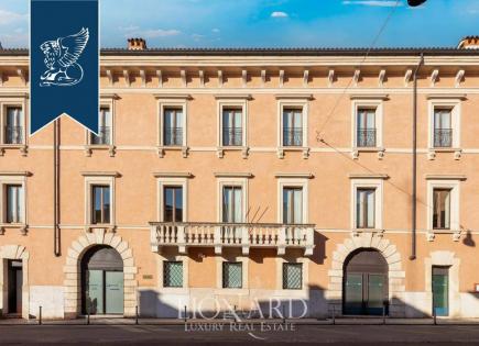 House in Verona, Italy (price on request)