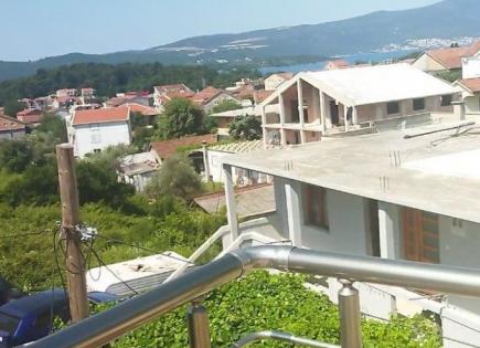 Piso para 170 000 euro en Tivat, Montenegro