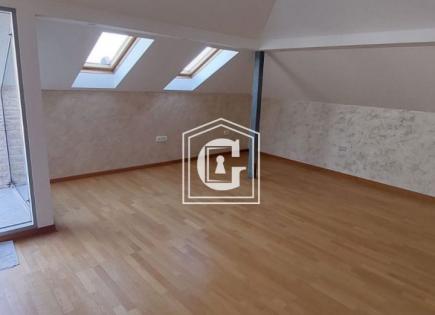 Apartamento para 240 000 euro en Budva, Montenegro
