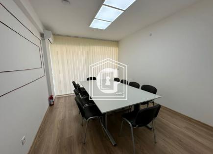 Gewerbeimmobilien für 342 900 euro in Becici, Montenegro