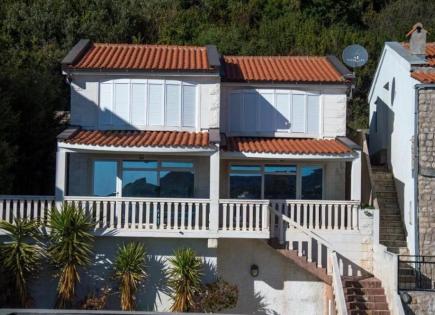 Haus für 375 000 euro in Utjeha, Montenegro
