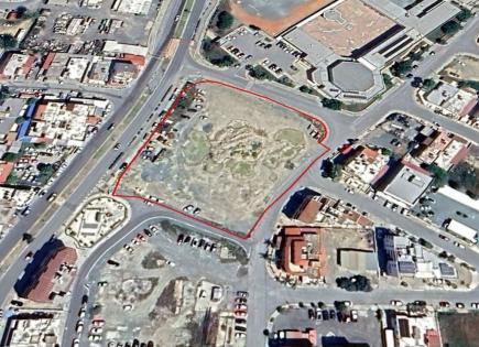 Terrain pour 4 000 000 Euro à Larnaca, Chypre