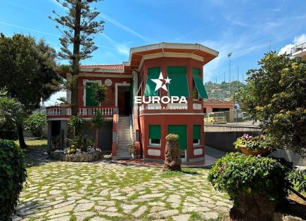 Villa para 1 950 000 euro en San Remo, Italia