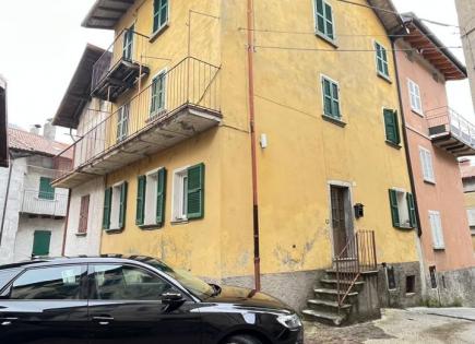 House for 60 000 euro on Lake Como, Italy