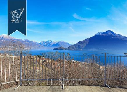 Villa for 1 300 000 euro in Pianello del Lario, Italy