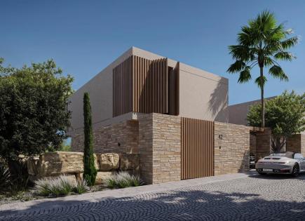 Villa for 890 000 euro in Paphos, Cyprus