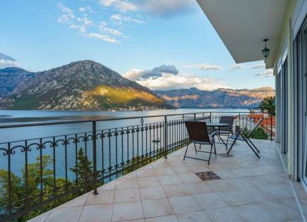 House for 945 000 euro in Kostanjica, Montenegro