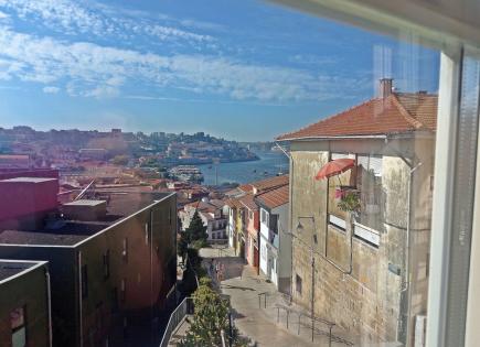 Flat for 579 800 euro in Vila Nova de Gaia, Portugal