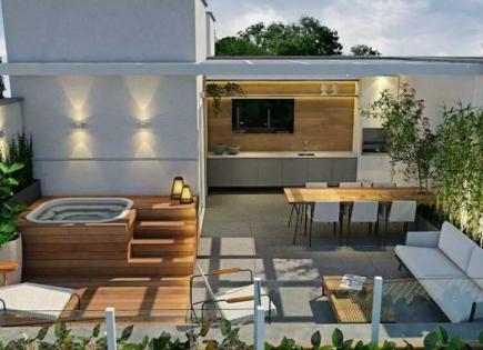 Townhouse for 720 000 euro in Athens, Greece
