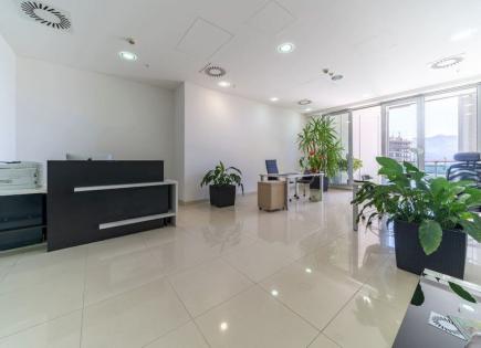 Büro für 315 000 euro in Budva, Montenegro