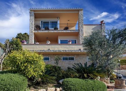 Haus für 1 090 000 euro in Costa Brava, Spanien
