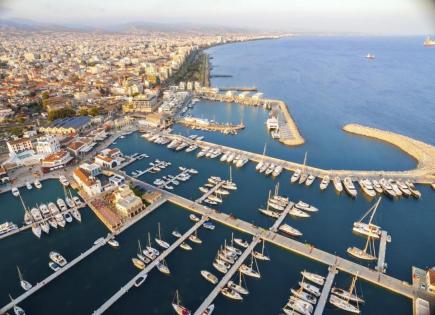 Commercial property for 1 200 000 euro in Limassol, Cyprus