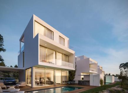 Casa per 585 000 euro a Paphos, Cipro