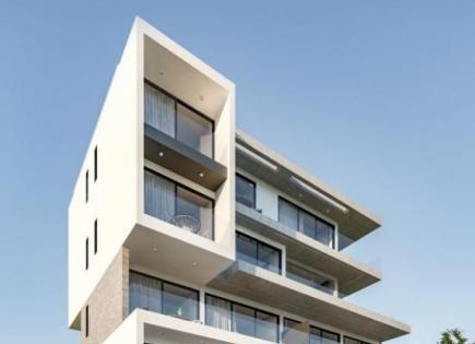 Propiedad comercial para 2 000 000 euro en Pafos, Chipre