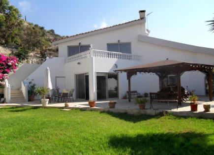 House for 1 400 000 euro in Limassol, Cyprus
