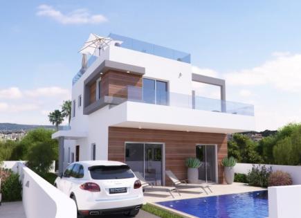 House for 675 000 euro in Paphos, Cyprus