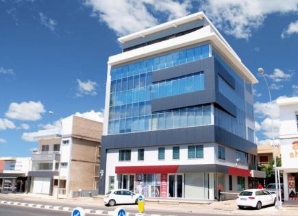 Propiedad comercial para 4 500 000 euro en Limasol, Chipre