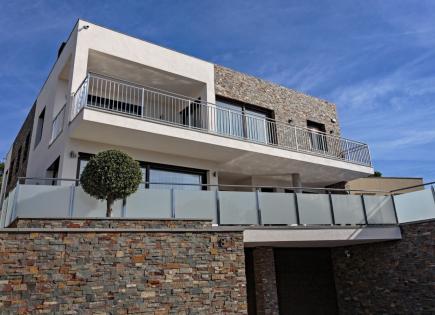 Haus für 1 700 000 euro in Costa Brava, Spanien