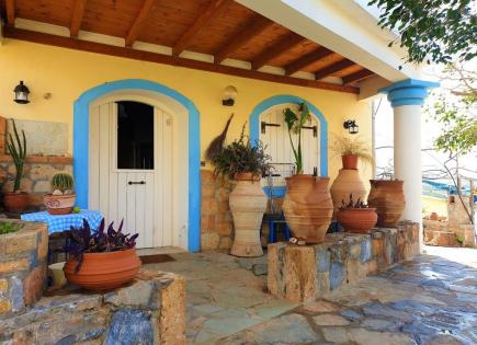 House for 275 000 euro in Sissi, Greece