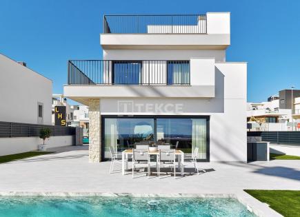 Villa pour 574 000 Euro à San Miguel de Salinas, Espagne