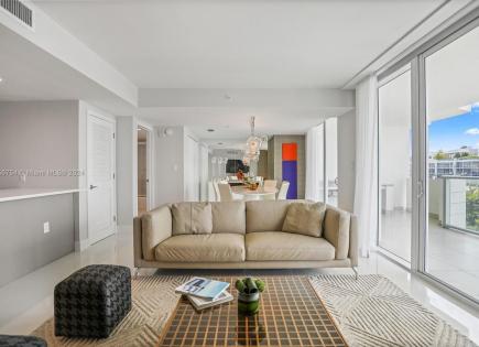 Piso para 519 886 euro en Miami, Estados Unidos