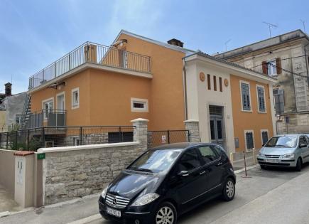 Casa para 410 000 euro en Pula, Croacia