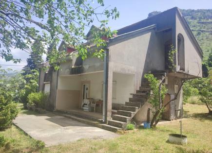 Reconstruction property for 125 000 euro in Podgorica, Montenegro