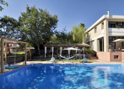 Villa for 1 350 000 euro on Corfu, Greece