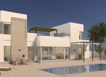 Villa for 1 500 000 euro in Torrevieja, Spain