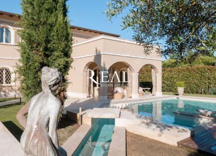 Villa in Forte dei Marmi, Italien (preis auf Anfrage)