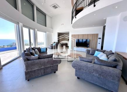 Villa pour 1 575 000 Euro à Krimovica, Monténégro