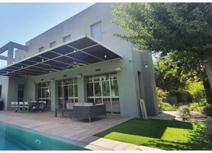 Villa for 5 900 000 euro in Herzliya, Israel