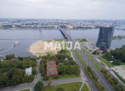 Grundstück für 1 100 000 euro in Riga, Lettland