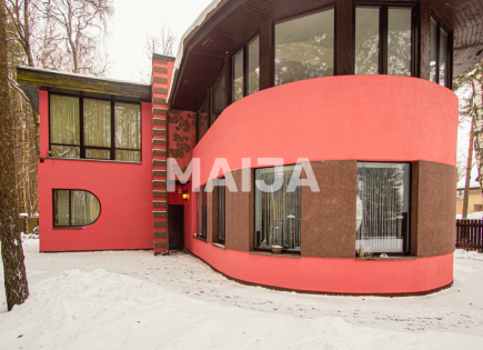 Casa para 285 000 euro en Riga, Letonia