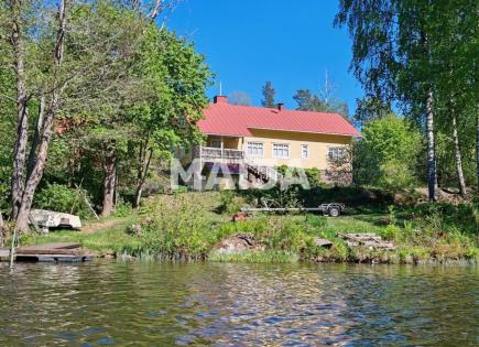 House for 298 000 euro in Pyhtaa, Finland