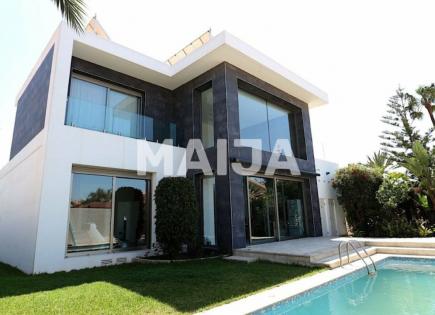 House for 709 000 euro in Torrevieja, Spain