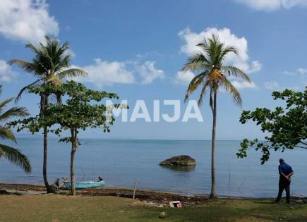 Terreno para 111 616 604 euro en Miches, República Dominicana