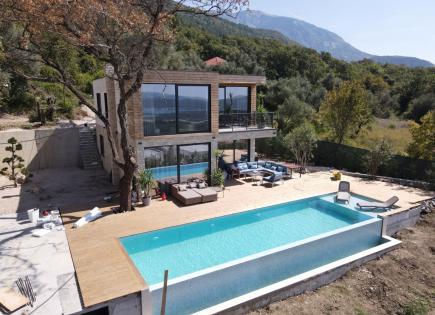 Villa para 620 000 euro en Tivat, Montenegro