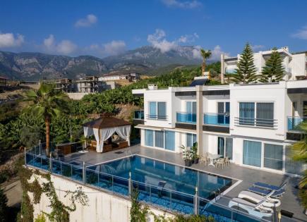 Villa for 1 300 000 euro in Alanya, Turkey