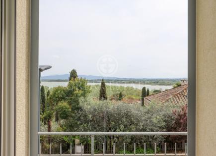 Villa pour 360 000 Euro à Castiglione del Lago, Italie