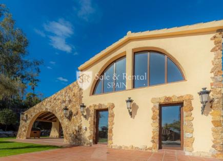 Villa for 2 550 000 euro in Blanes, Spain