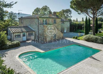 Haus für 1 100 000 euro in Cortona, Italien