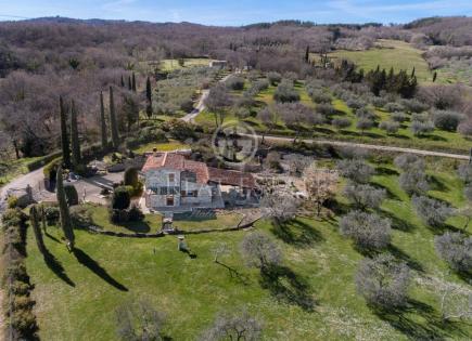 House for 690 000 euro in Italy
