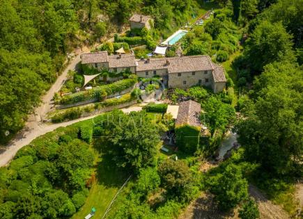 House for 1 700 000 euro in Castellina in Chianti, Italy