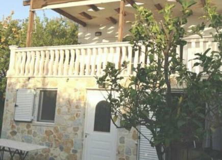 House for 370 000 euro in Saronida, Greece
