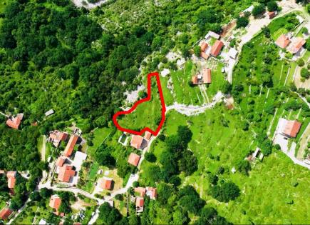 Terreno para 350 000 euro en Risan, Montenegro