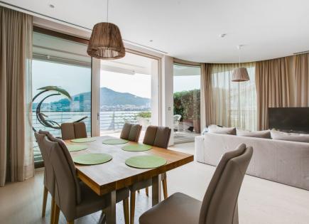Flat for 1 350 000 euro in Budva, Montenegro