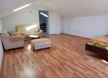 Casa para 1 060 000 euro en Tivat, Montenegro