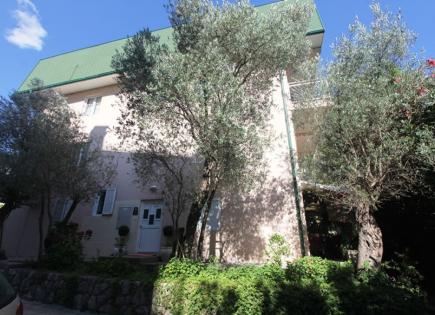 House for 1 450 000 euro in Becici, Montenegro
